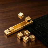 Ensemble de dés luxueux en alliage d'aluminium, hexaédres carrés gravés sur mesure, taille personnalisée, durables, avec boîte métallique