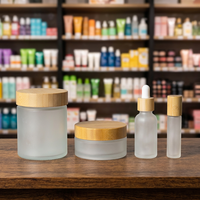 Ensemble d'emballage cosmétique : Pot cosmétique givré, pot en verre pour crème corporelle au bambou avec couvercle en bambou, pot à lotion en verre et bouteilles