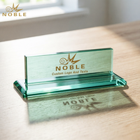 Plaque d'identification en verre de jade noble avec logo personnalisé sur mesure cadeau d'affaires promotionnel décoration de bureau artisanat à la main