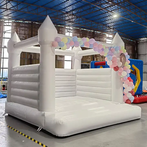 Castello Gonfiabile Commerciale 4x4m (13x13ft) Personalizzabile per Matrimoni ed Eventi all'Aperto - Casa Rimbalzante in Vendita - Product Image 2