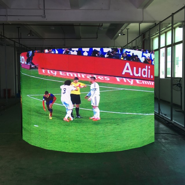 Indoor Outdoor Round Column Flexible Curve Led Display Screen P2.976 hd Video LED Light Display Panel