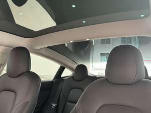 <span class=keywords><strong>Tesla</strong></span> <span class=keywords><strong>Model</strong></span> <span class=keywords><strong>3</strong></span> <span class=keywords><strong>2023</strong></span>, Versión Estándar, Tracción Trasera, Batería de 60 kWh, Autonomía NEDC de 601-700 km, Motor de 150-200 kW - Product Image 3