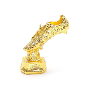 Porte-clés en métal plaqué or pour les souvenirs du joueur <span class=keywords><strong>de</strong></span> <span class=keywords><strong>l</strong></span>'année et du gardien <span class=keywords><strong>de</strong></span> but du Golden Boot et du Golden Ball Award - Product Image 2