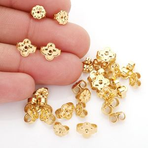 Attaches d'oreilles en acier inoxydable plaqué or, forme trèfle à quatre feuilles, fournitures de bijoux, accessoires de bricolage - Product Image 1