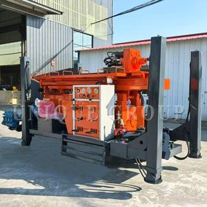 Plataforma de Perforación Montada sobre Orugas, Totalmente Hidráulica, para Pozos de Agua, 300M, Equipo de Perforación Rotatoria, Venta Directa de Fábrica en China - Product Image 1