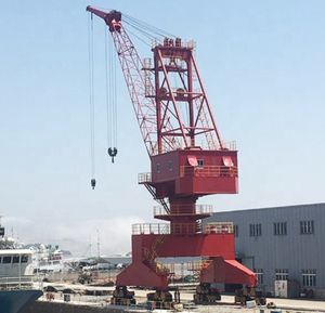 في آسيا ، رافعة Luffing على مستوى المرفأ 5t ، معدات ميناء الدوران ذات كفاءة البوابة - Product Image 5