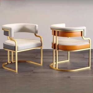 Chaises de salle à manger modernes avec dossier et pieds en métal doré pour la salle à manger, les meubles, la réception d'hôtel, les ventes, les salons de manucure, les ateliers d'art - Product Image 1