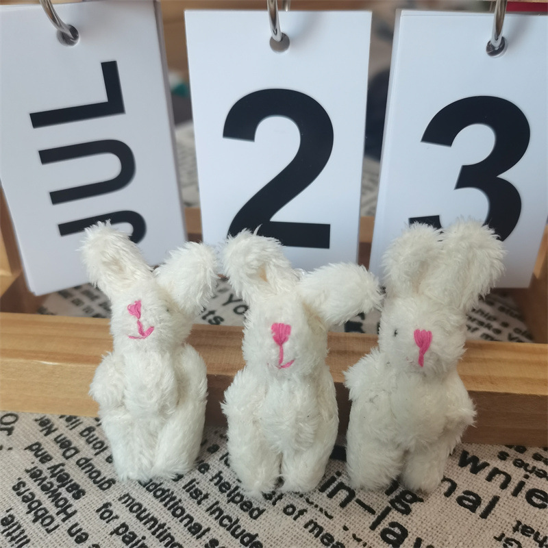 Lapin beige à poils longs 45cm