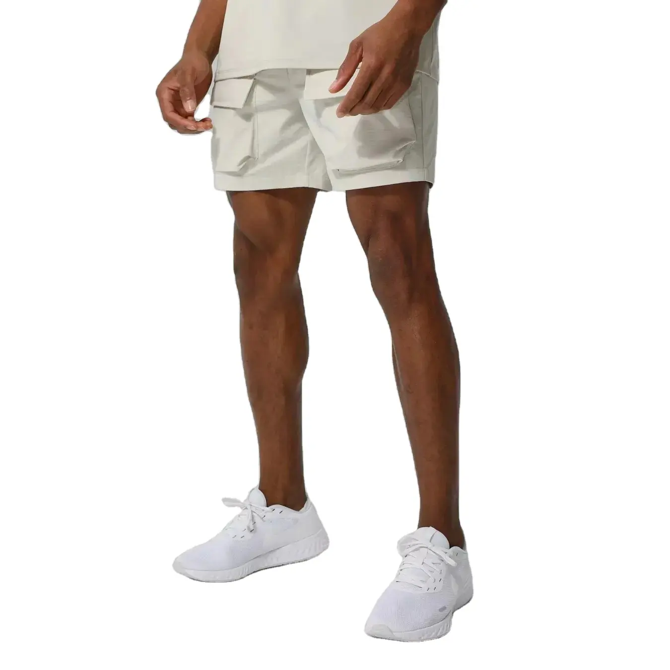 Vente en gros de shorts cargo d'entraînement en nylon extensible multi-poches personnalisés pour hommes shorts de course tendance pour la rue