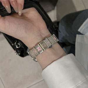 <span class=keywords><strong>Bracelet</strong></span> en acier inoxydable mignon Kawaii Cartoon Little Dog pour <span class=keywords><strong>Apple</strong></span> <span class=keywords><strong>Watch</strong></span> Band 38mm 40mm 41mm <span class=keywords><strong>42mm</strong></span> 44mm 45mm 49mm <span class=keywords><strong>Bracelet</strong></span> en chaîne pour <span class=keywords><strong>femme</strong></span> - Product Image 5