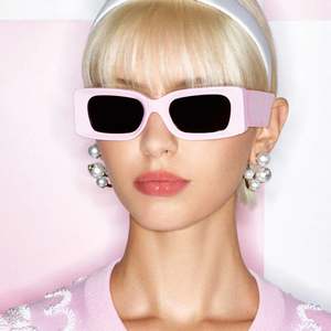 Lunettes de soleil rectangulaires rétro personnalisées avec logo, protection UV400, verres dégradés, couleurs acidulées, pour femmes - Product Image 1