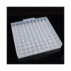 ถาดดักแมลงวันผลไม้ฮองโบไล 100 ช่อง ขนาด 2.5x2.5 ซม. สำหรับใช้ในห้องปฏิบัติการ - Product Image 4