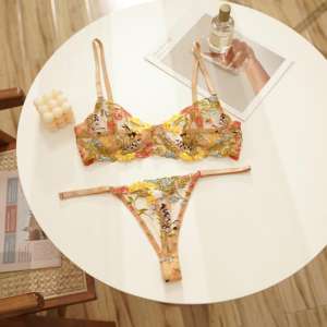 Sujetador Sexy de Lencería con Bordado Ultra Fino y Transparente, Media Copa con Aros, Tallas Grandes y Estilo Picante - Product Image 3