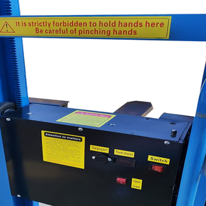 Montacargas Eléctrico Portátil con Capacidad de Carga de 1 Tonelada, Elevador Hidráulico de Carga, Apilador Autopropulsado - Product Image 2