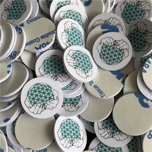 품질 13.56MHZ URL 쓰기 가능 15mm RFID 미니 Nfc 태그 Pvc 코인 태그 로고 인쇄 - Product Image 3