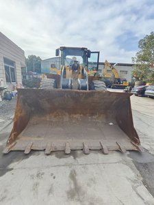 Chargeuse frontale Volvo L120 d'occasion à bas prix, 95 % neuve, 6 tonnes, machine de construction, modèle 2018-2023, moteur et pompe de tracteur-chargeuse - Product Image 6