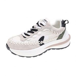 Nouvelles Chaussures Décontractées Respirantes en Maille à Motif Corniche pour Femmes 2025 – Semelles Épaisses et Plateforme à Lacets - Product Image 2