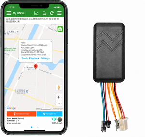 เครื่องติดตาม GPS ในรถยนต์ 4 แบนด์ GSM GPRS อุปกรณ์ติดตามยานพาหนะแบบเรียลไทม์สีดำ - Product Image 1
