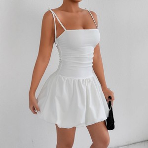 Nouvelle Robe Courte Sexy et Tendance à Bretelles Fines, Idéale pour l'Été - Product Image 2