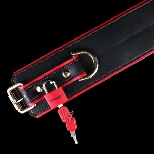 Juego de esposas y correas de cuero rojo y negro, kit de sujeción BDSM para juegos de rol y fetiches para parejas, ¡muy vendido! - Product Image 4