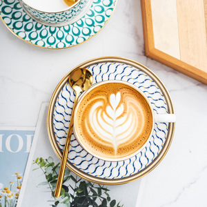 High Appearance European Bone China Coffee <b>Cup</b> Saucer <b>Set</b> Overlap Shadow Design Gift Box Couple <b>Cups</b> with Spoon for Wedding Gift - Product Image 3