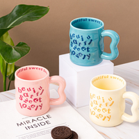 Mug en céramique classique OEM ODM, mug souvenir, mug pour étudiants, couple, tasse à eau et à café, cadeau de la Saint-Valentin, thermique, anti-fuite