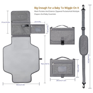 Fournitures de coussinets d'urine multifonctions portables pour bébé avec couche <span class=keywords><strong>pliable</strong></span> et conception de poche de lingette humide pour les sorties en plein air - Product Image 4