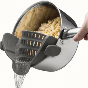 Passoire à pâtes en silicone à clipser, résistante à la chaleur, sans BPA, compatible four et lave-vaisselle, ustensile de cuisine pour la cuisson à domicile - Product Image 1