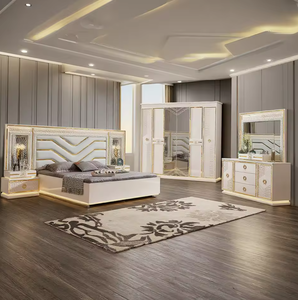 Ensembles de meubles de <span class=keywords><strong>chambre</strong></span> à coucher modernes et luxueux, cadres de lit plateforme capitonnés en métal doré, tailles King et Queen, avec rangement, pour usage domestique - Product Image 1