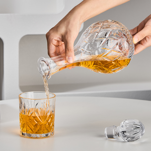 Bouteilles en verre personnalisées en édition limitée, bouteilles en verre vides pour spiritueux, emballage d'alcool haut de gamme pour la collection saisonnière - Product Image 4