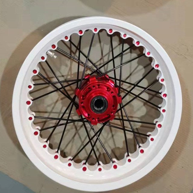 Hot sale professional motorcycle Speed Twin Carbon Disc Road tubeless Wheels for TPIUMPH