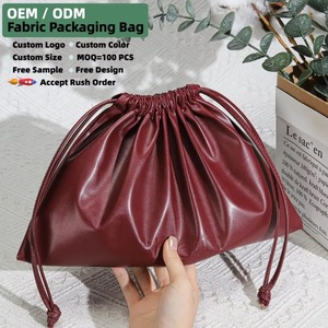 Sac de rangement pour maquillage et pyjamas en cuir PU imperméable avec logo personnalisé imprimé, sac de luxe pour cosmétiques, pochette en cuir pour emballage cadeau - Product Image 2