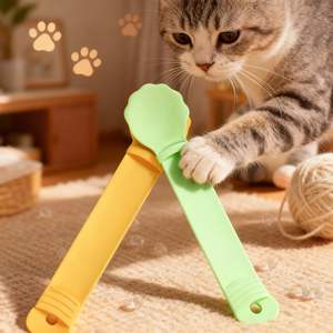 Nuevo dispensador de comida para gatos con cuchara, exprimidor de comida para mascotas, suministros para mascotas, cuchara para comida de gatos - Product Image 1