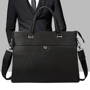 Sac à dos grande capacité, logo personnalisé, sacoche de voyage d'affaires, sac fourre-tout durable en cuir véritable pour homme, sac pour ordinateur portable. - Product Image 3