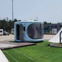 Hôtel-capsule moderne, maison préfabriquée, maison-conteneur, maison-capsule spatiale, mini-maison mobile d'extérieur