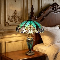 Lampe de table moderne vintage en vitrail, mosaïque émeraude de luxe, motif floral, base en verre antique pour chambre à coucher, chevet, hôtel