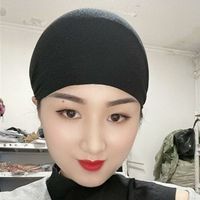 Vente chaude Multicolore Solide Coton Base Cap Foulard Élastique Respirant Musulman Modal Ethnique Chapeau Chic Confortable pour les Femmes