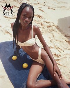 MLY <span class=keywords><strong>Micro</strong></span> Bikinis Nueva Colección Trajes de Baño para Mujer Traje de Baño Femenino Conjunto de <span class=keywords><strong>Bikini</strong></span> Rojo - Product Image 3