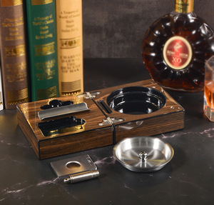 Cenicero de Madera de Alta Gama, Cenicero Portátil, Cenicero para Cigarros - Product Image 2