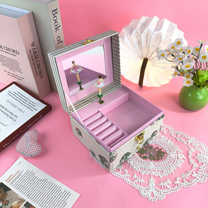 Carillon di Lusso Personalizzato Yiyu con Ballerina Danzante, Meccanismo a Manovella Rotante e <span class=keywords><strong>Canzoni</strong></span> Personalizzate - Product Image 1