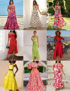Robe longue de soirée élégante pour <span class=keywords><strong>femme</strong></span>, style vintage, à sequins, col halter en V, taille ajustée, avec empiècements en maille - Product Image 3