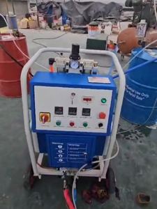 Machine à pulvériser de mousse de polyuréthane DMJ-E30, équipement d'<span class=keywords><strong>isolation</strong></span> en mousse pulvérisée pour toit, porte, sol - Product Image 2