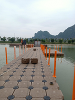 Blocs flottants modulaires en PVC en gros pour quais de bateaux et plateformes flottantes