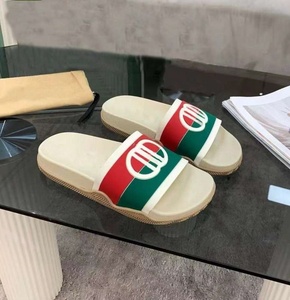 2026 Latest Design PVC Men/Women's Summer beach Sandals Indoor Durable Fashion Luxury Designer Sandals Men's Slippers Shoes - Product Image 4