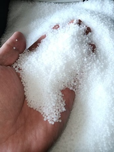 Urea N46 46% Marca VietNature, Paquete de 50 kg, Vida Útil de 2 Años, Comercio y Servicio - Product Image 3