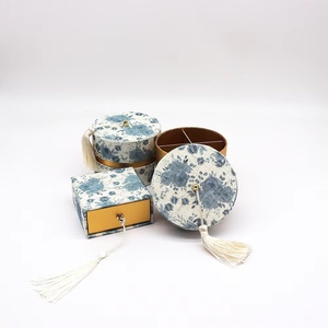 High-end Fine Velvet Birthday <b>Wedding</b> Companion <b>Gift</b> <b>Box</b> for Jewelry <b>Gift</b> Storage with Portable Packaging Tube. - Product Image 5