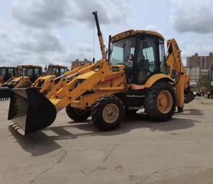Chargeuse-pelleteuse JCB 3CX/4CX d'occasion, 5 tonnes, moteur Perkins, 55 kW, faible nombre d'heures de travail, bon état - Product Image 2
