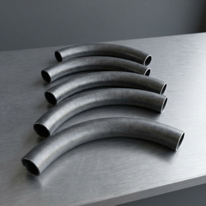 Raccord de tuyauterie industriel en acier inoxydable de qualité supérieure pour les systèmes de plomberie, l'ingénierie, la construction et la fabrication - Product Image 1