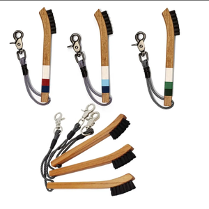 Brosse de nettoyage pour chaussures de golf en <span class=keywords><strong>bois</strong></span> avec cordon et mousqueton, poils en nylon rigide pour éliminer la saleté, l'herbe et les taches des crampons - Product Image 4