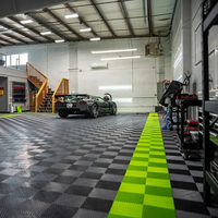 Multifunktionaler Rutschfester Wasserdichter Verschleißfester PP Outdoor-Vinylboden Klick-Verbindung Geprägte Quadratische Werkstattbodenplatten